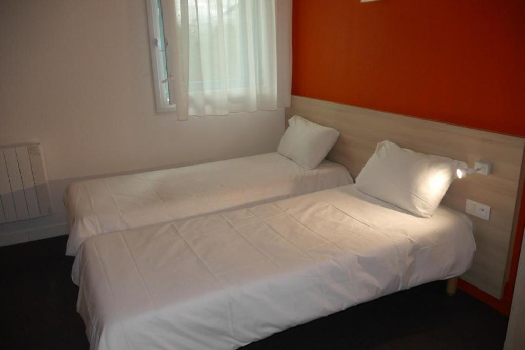 Chambre double Montempô Apparthôtel Paris-Vélizy (4)